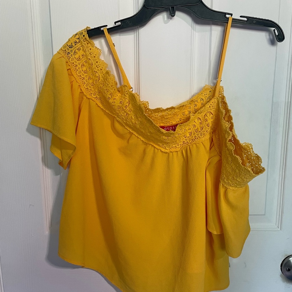 Guess Yellow Ruffled Cropped Blouse - Picture 3 of 14